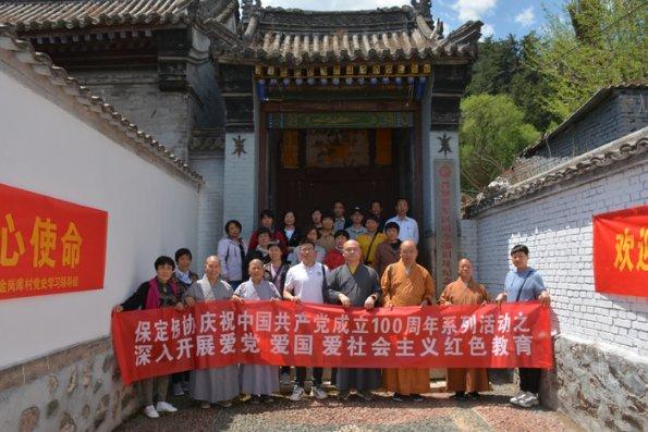 全网有哪些干货多的美妆博主可以推荐？